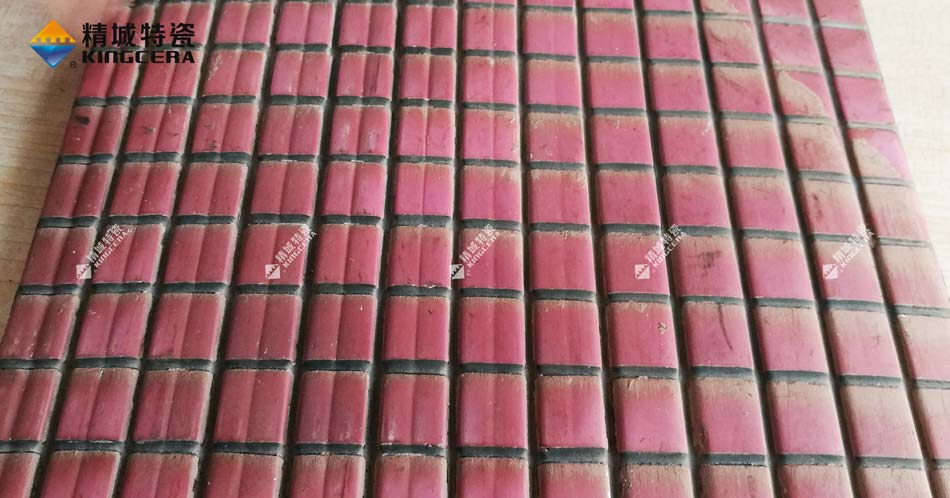 888集团耐磨陶瓷衬板在圆筒混合机中的利用及成效