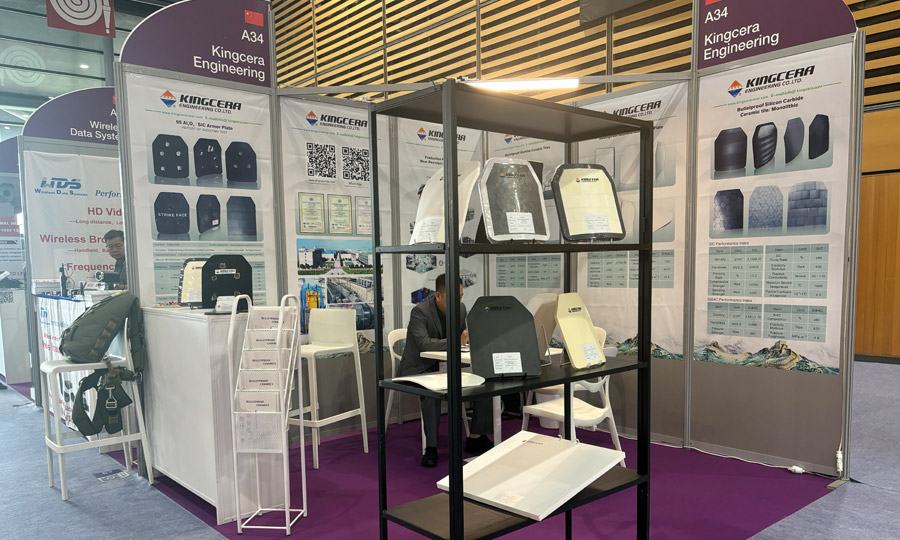 湖南888集团携最新防弹产品亮相法国欧洲国际防务展